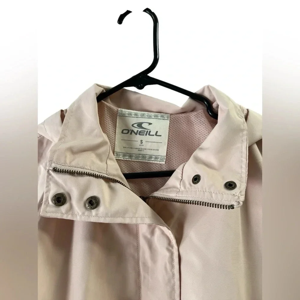 O’Neil women’s light pink hooded jacket